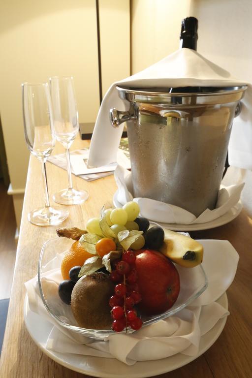 Hotel Weinkastell Zum Weissen Ross à Kallstadt Chambre photo